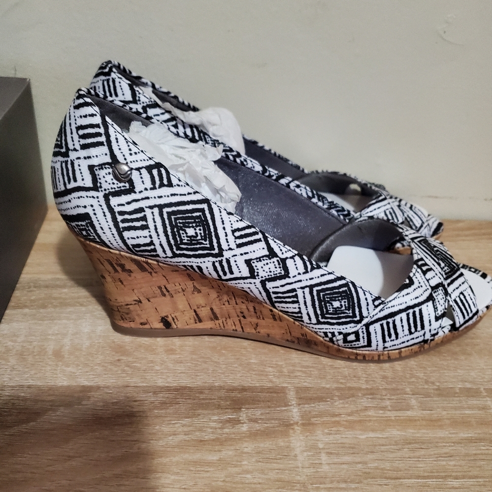 Life Stride slip on shoes